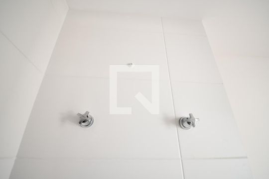 Banheiro de kitnet/studio à venda com 1 quarto, 45m² em Taquaral, Campinas