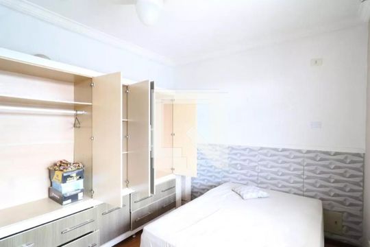 Quarto de casa à venda com 2 quartos, 210m² em Jardim Carioca, Rio de Janeiro