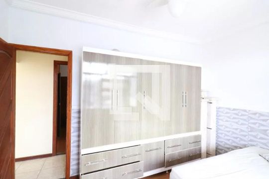 Quarto de casa à venda com 2 quartos, 210m² em Jardim Carioca, Rio de Janeiro
