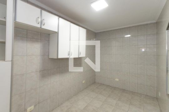 Casa à venda com 2 quartos, 105m² em Vila Guilherme, São Paulo