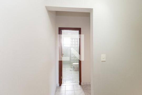 Corredor de casa à venda com 2 quartos, 105m² em Vila Guilherme, São Paulo