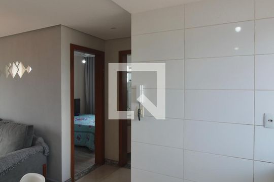 Cozinha de apartamento à venda com 2 quartos, 90m² em São João Batista, Belo Horizonte