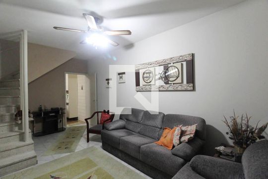 Casa à venda com 2 quartos, 170m² em Vila Nova Pauliceia, São Paulo