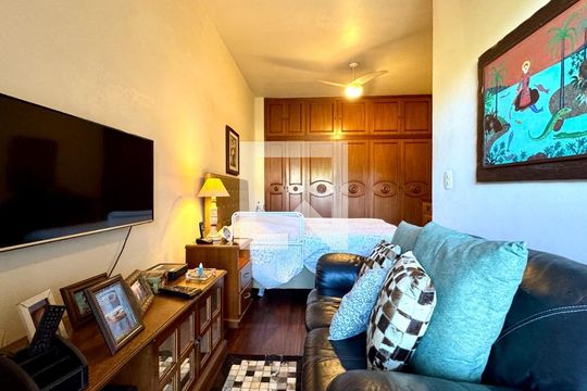 Quarto de apartamento à venda com 2 quartos, 113m² em Lagoa, Rio de Janeiro