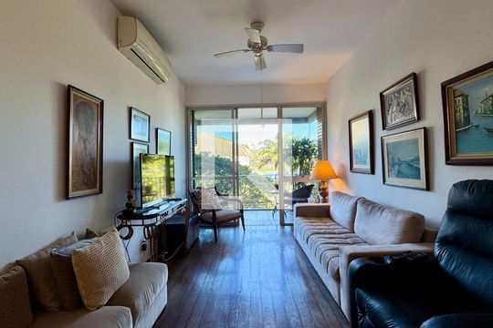 Sala de apartamento à venda com 2 quartos, 113m² em Lagoa, Rio de Janeiro