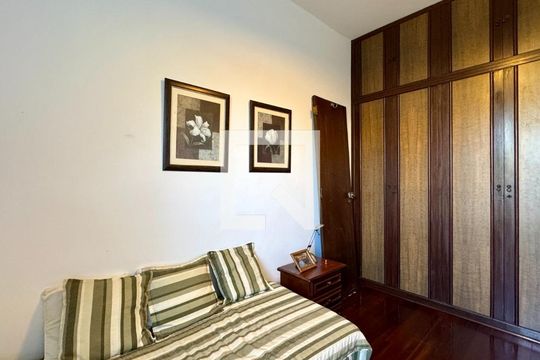 Quarto de apartamento à venda com 2 quartos, 113m² em Lagoa, Rio de Janeiro