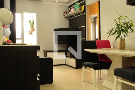 Sala de apartamento à venda com 3 quartos, 64m² em Baeta Neves, São Bernardo do Campo