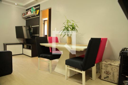 Sala de apartamento à venda com 3 quartos, 64m² em Baeta Neves, São Bernardo do Campo