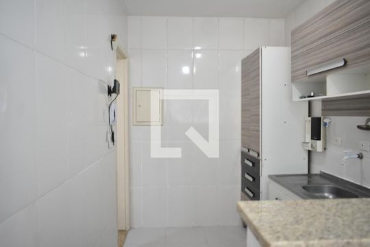 Cozinha de apartamento para alugar com 2 quartos, 55m² em São Judas, São Paulo