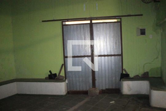 Salão de casa à venda com 4 quartos, 215m² em Jardim Rosa de Franca, Guarulhos