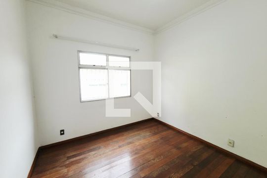 Casa para alugar com 3 quartos, 200m² em Dom Bosco, Betim