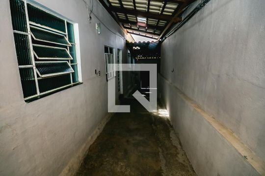 Casa à venda com 2 quartos, 390m² em Novo Glória, Belo Horizonte