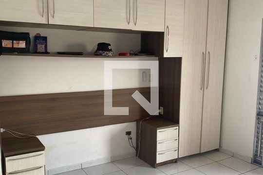 Quarto de casa à venda com 4 quartos, 200m² em Vila Miami, São Paulo