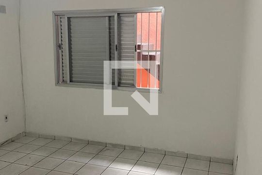 Quarto de casa à venda com 4 quartos, 200m² em Vila Miami, São Paulo