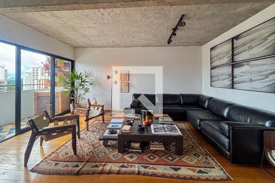 Apartamento à venda com 1 quarto, 85m² em Pinheiros, São Paulo