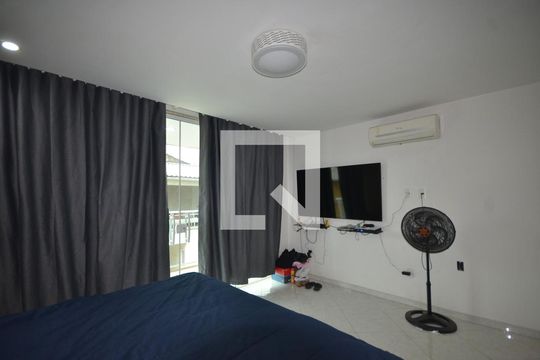 Quarto 1 Suite de casa à venda com 4 quartos, 360m² em Vila Valqueire, Rio de Janeiro