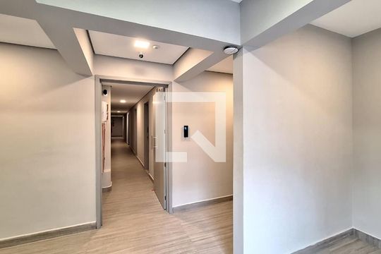 Área comum de kitnet/studio para alugar com 1 quarto, 20m² em Barra Funda, São Paulo