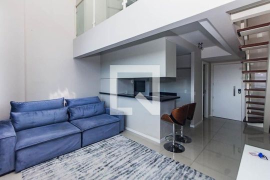 Sala de apartamento para alugar com 1 quarto, 60m² em Partenon, Porto Alegre