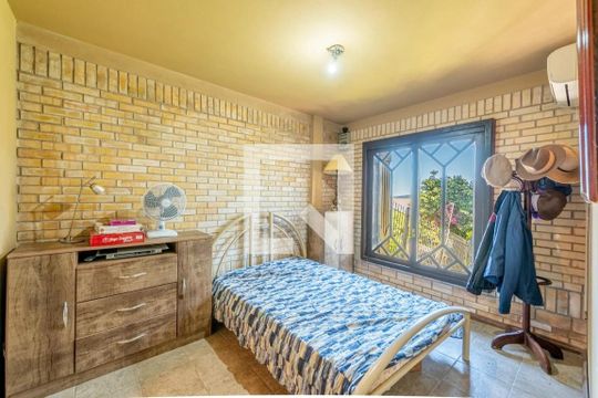 Quarto de casa à venda com 5 quartos, 460m² em Vila Conceição, Porto Alegre