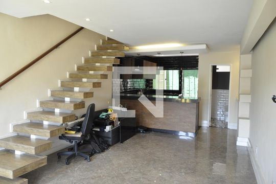 Casa de Condomínio à venda com 3 quartos, 120m² em Tanque, Rio de Janeiro