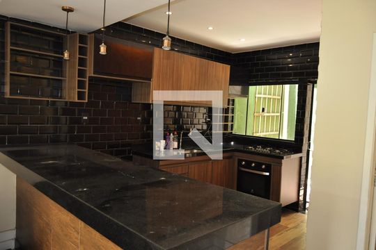 Casa de Condomínio à venda com 3 quartos, 120m² em Tanque, Rio de Janeiro