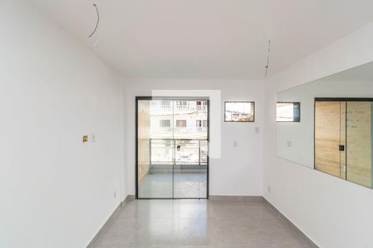 Sala de apartamento à venda com 2 quartos, 67m² em Penha, Rio de Janeiro