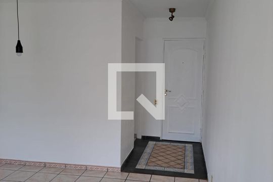 Sala de apartamento à venda com 2 quartos, 69m² em Parque Bristol, São Paulo