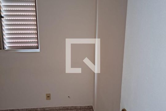 Quarto de apartamento à venda com 2 quartos, 69m² em Parque Bristol, São Paulo