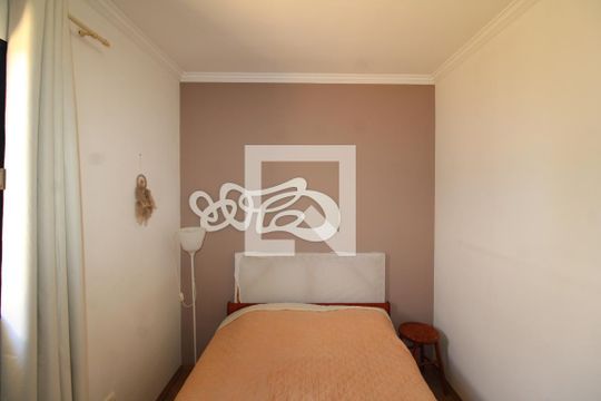 Quarto 1 de casa à venda com 3 quartos, 210m² em Parque Peruche, São Paulo
