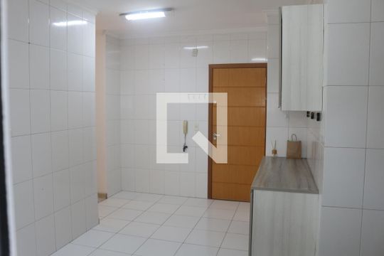 Cozinha de apartamento para alugar com 3 quartos, 98m² em Santa Maria, São Caetano do Sul