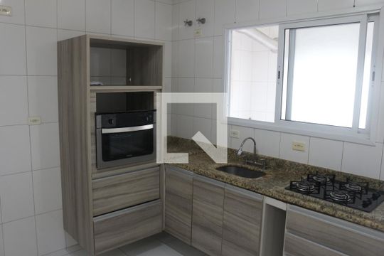 Cozinha de apartamento para alugar com 3 quartos, 98m² em Santa Maria, São Caetano do Sul