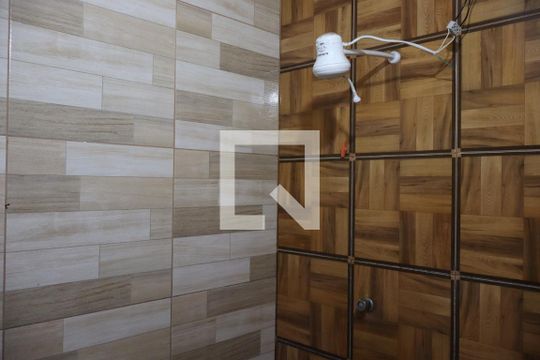 Banheiro Social de casa para alugar com 2 quartos, 305m² em Vila Izabel, Guarulhos