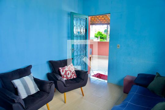Casa para alugar com 2 quartos, 360m² em Santa Maria, Belo Horizonte