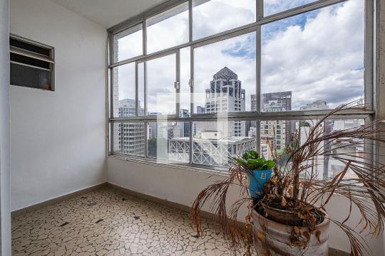 Quarto 2 - Varanda de apartamento à venda com 3 quartos, 186m² em Jardim Europa, São Paulo