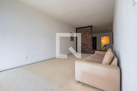 Sala de apartamento à venda com 3 quartos, 186m² em Jardim Europa, São Paulo