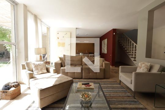 Sala de casa para alugar com 3 quartos, 350m² em Morumbi, São Paulo