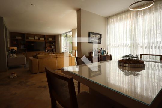 Sala de Jantar de casa para alugar com 3 quartos, 350m² em Morumbi, São Paulo