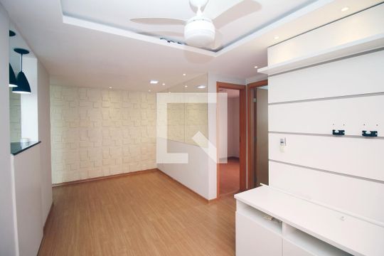 Sala de apartamento à venda com 2 quartos, 46m² em Colégio, Rio de Janeiro