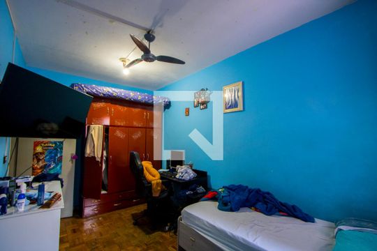 Quarto 2 de casa à venda com 3 quartos, 165m² em Jardim do Estádio, Santo André