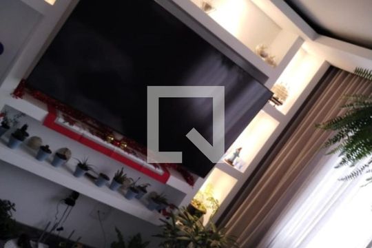 Sala de apartamento à venda com 2 quartos, 43m² em Morro Santana, Porto Alegre