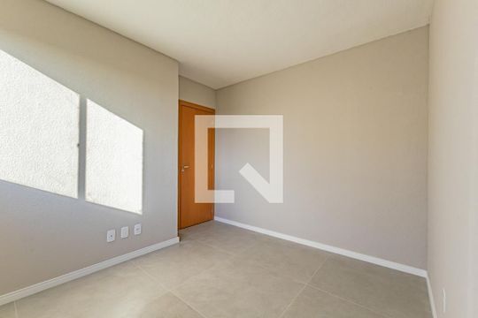 Apartamento à venda com 2 quartos, 40m² em Restinga, Porto Alegre