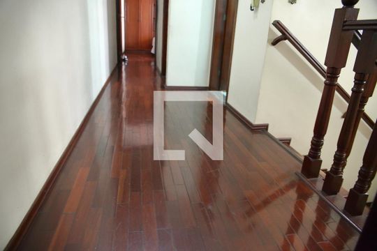 Hall dos Quartos  de casa à venda com 3 quartos, 125m² em Jardim Montreal, São Bernardo do Campo