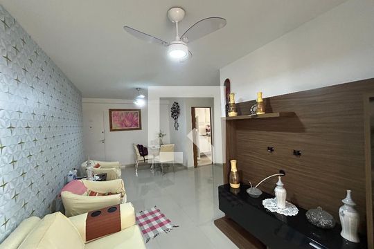 Sala de apartamento para alugar com 3 quartos, 81m² em Vila Valqueire, Rio de Janeiro