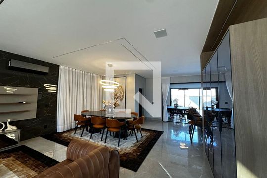 Sala de casa de condomínio para alugar com 3 quartos, 420m² em Loteamento Residencial Arborais, Campinas