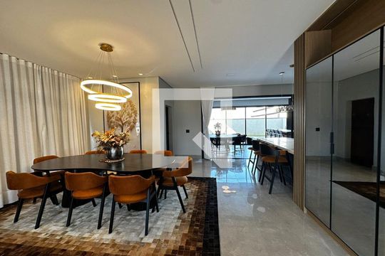 Sala de casa de condomínio para alugar com 3 quartos, 420m² em Loteamento Residencial Arborais, Campinas