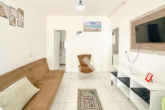 Sala  de apartamento para alugar com 2 quartos, 150m² em Ingleses Norte, Florianópolis