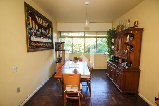 Apartamento à venda com 3 quartos, 105m² em Cidade Baixa, Porto Alegre