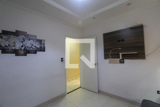Quarto 2 de casa à venda com 4 quartos, 180m² em Jardim Paraguacu, São Paulo