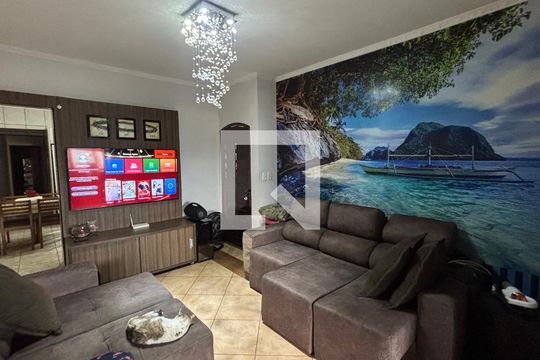 Sala de casa à venda com 3 quartos, 106m² em Condomínio Maracanã, Santo André
