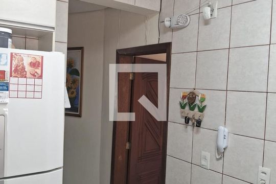 Cozinha de casa à venda com 3 quartos, 125m² em Rubem Berta, Porto Alegre